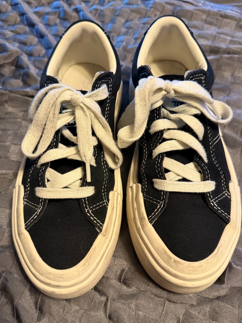 Converse cruise platform.